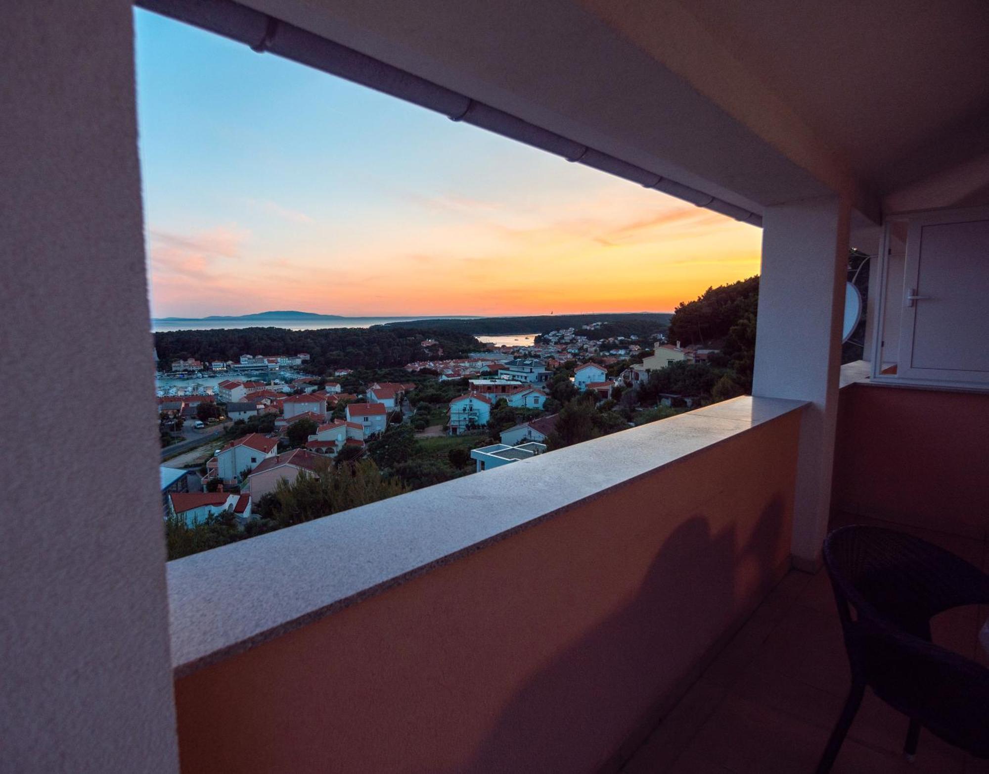 شقة Panoramic View Palit المظهر الخارجي الصورة